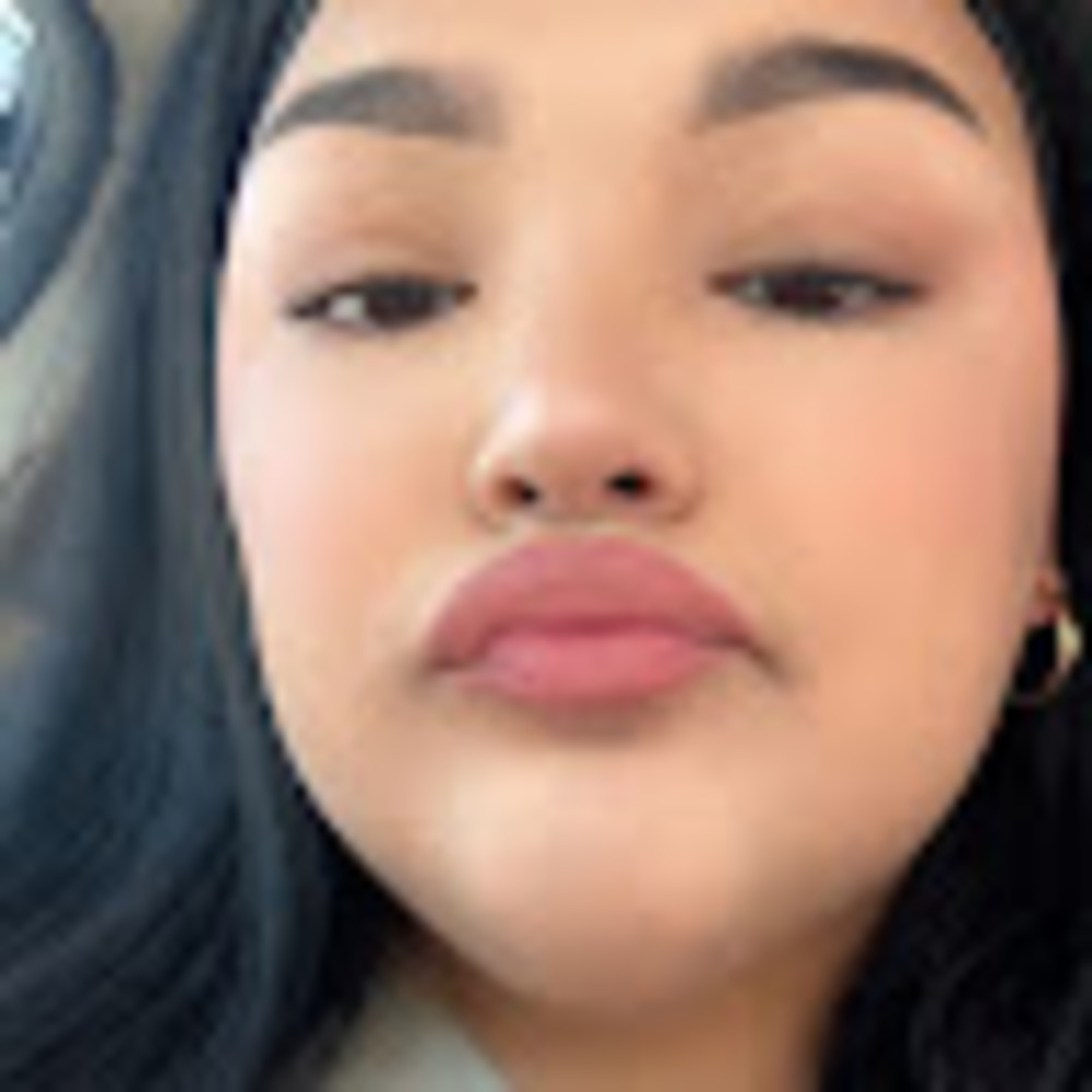 Meet your Posher, Alina